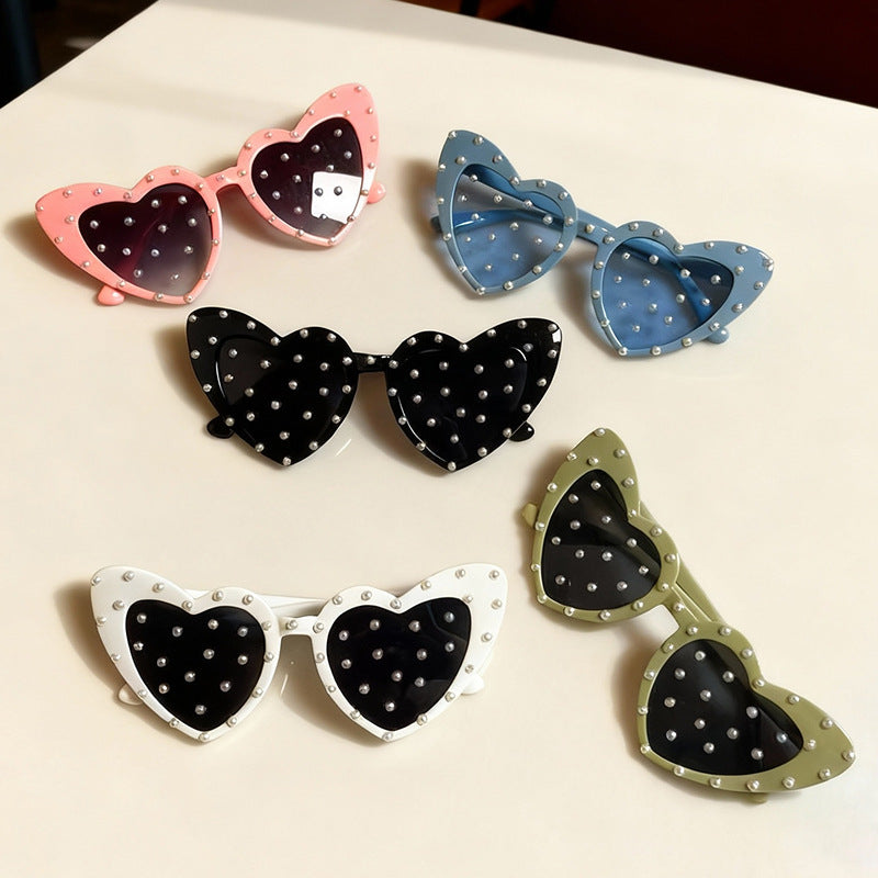 Perlenverzierte herzförmige Sonnenbrille Brehn