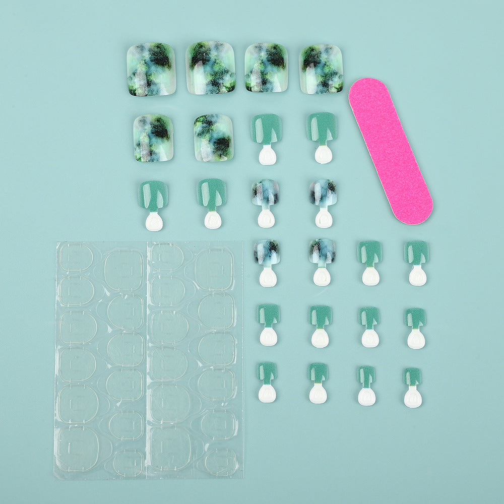 Kreatives Nagelset mit einzigartigen Mustern Brehn