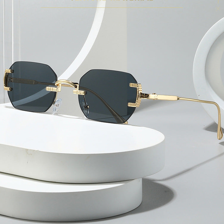 Damen modische Sonnenbrille im eleganten geometrischen Stil Brehn