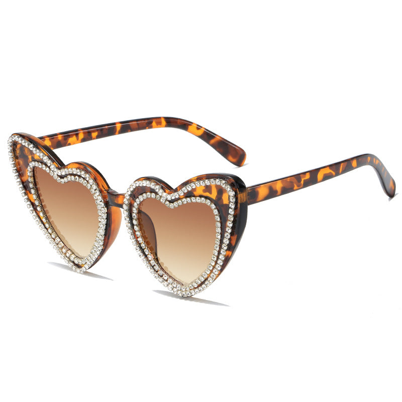 Damen Herzförmige Sonnenbrille mit Glitzerakzenten Brehn