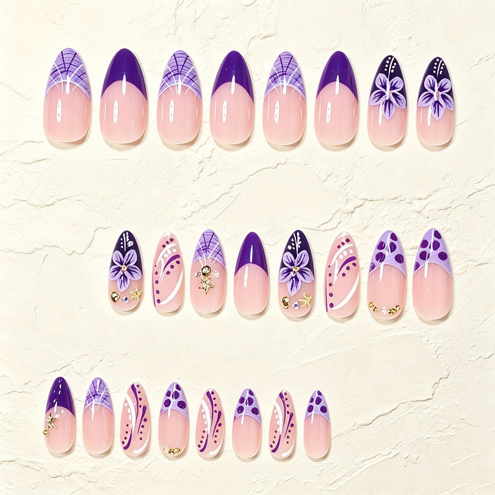 Dekorative Florale Stiletto Nagelkunst Brehn
