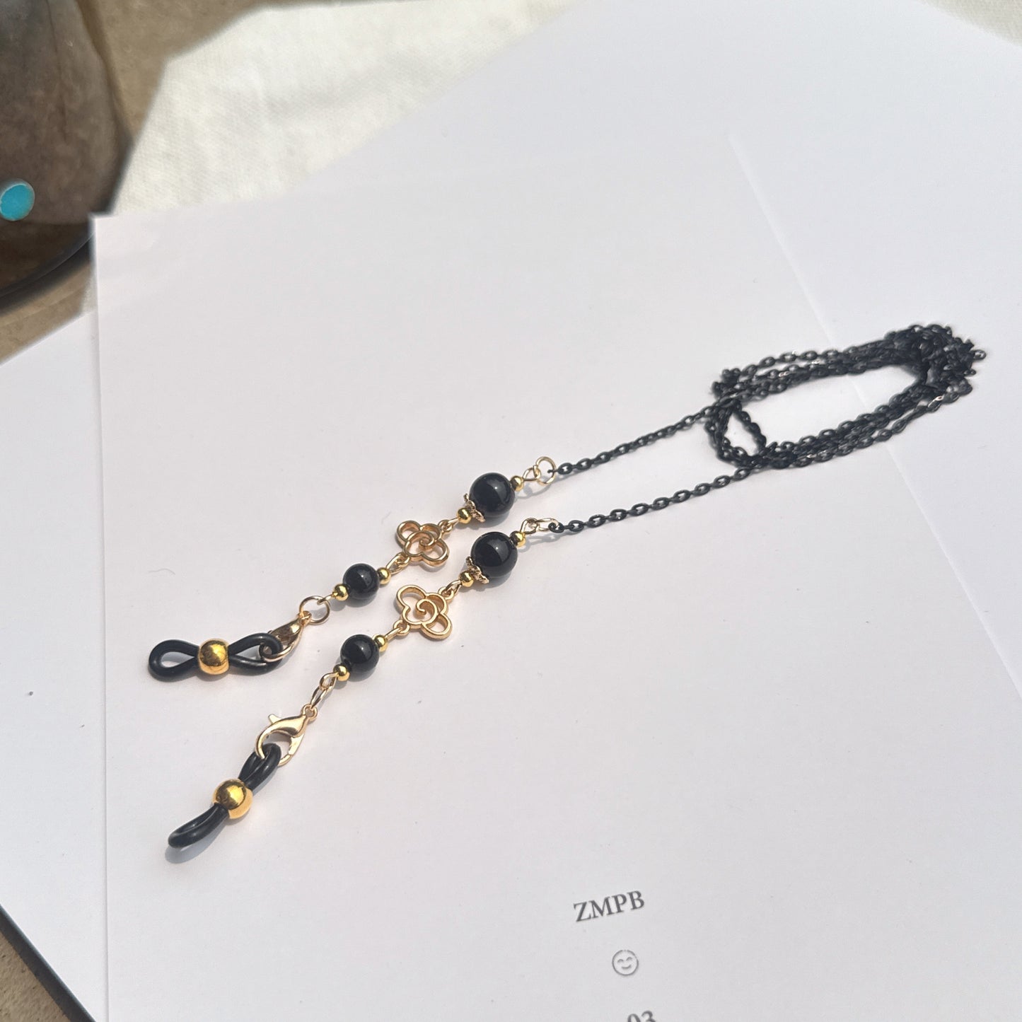 Elegante Lange Anhänger-Halskette mit Perlenakzenten Brehn