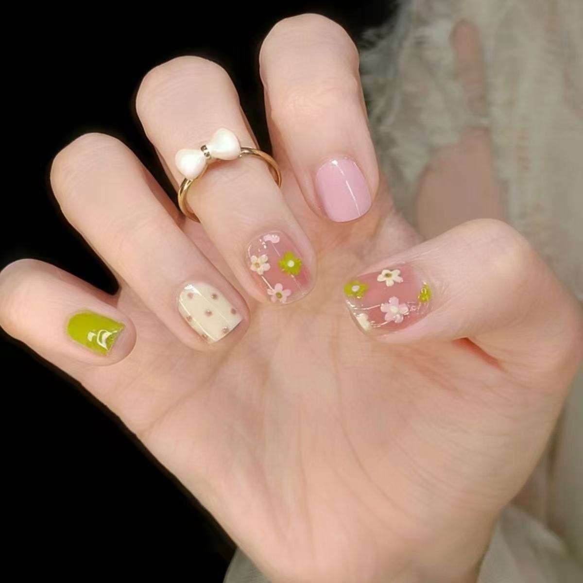 Kreative Nagelkunst Design Kollektion Brehn