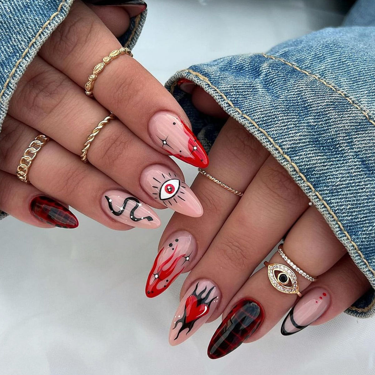 Edgy Gothic Nagelkunst Set Brehn