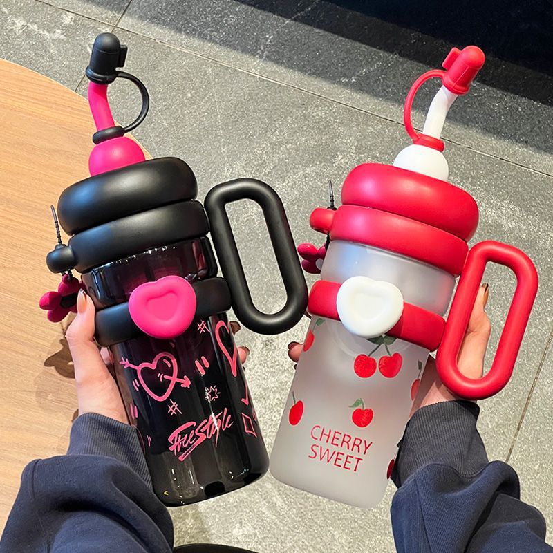 Unisex Trinkflasche mit nachfüllbarem Strohhalm Brehn