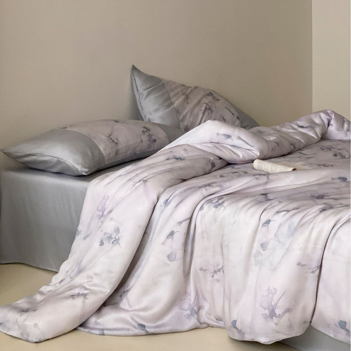 Bettwäsche-Garnitur aus Baumwollsatin mit floralem Vintage-Print