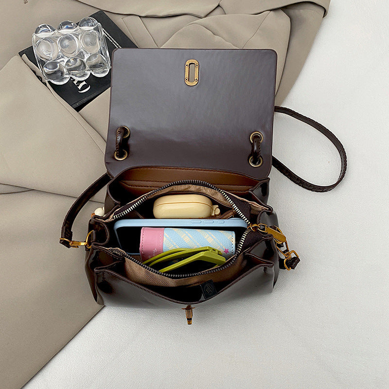 Gepäckte Leder-Handtasche