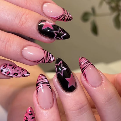 Künstlerisches Stiletto Nagelkunstset mit gemustertem Design Brehn