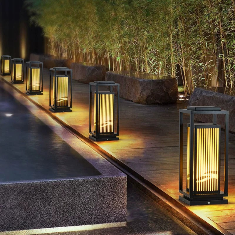Japanisch inspiriertes LED-Außenlaterne mit Holzrahmen Brehn