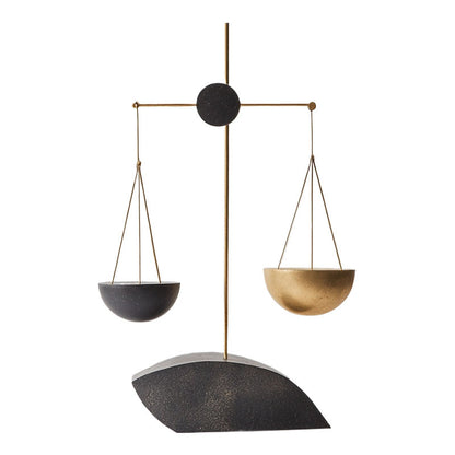 Künstlerische Balance-Waage Skulptur