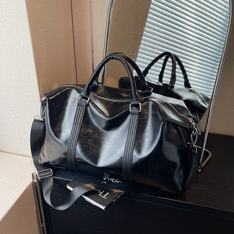 Elegante Reisetasche Aus Hochwertigem Kunstleder Brehn