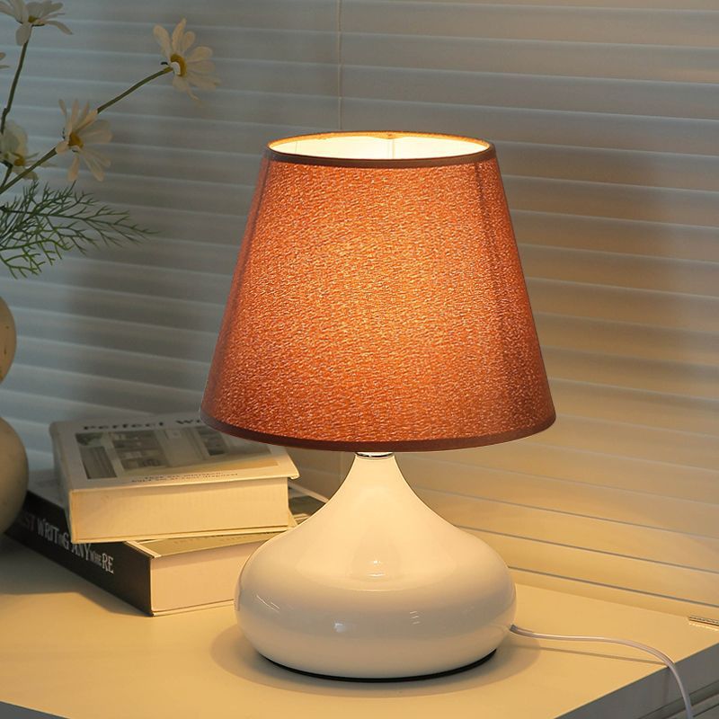 Moderne dekorative Akzentlampe