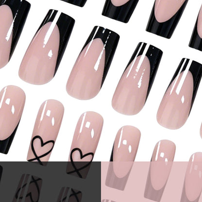 Elegantes herzgemustertes Acryl-Nageldesign Brehn