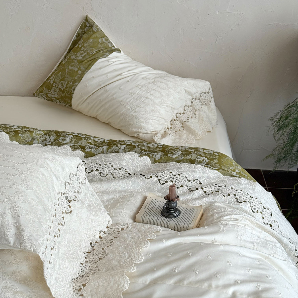 Patchwork-Bettwäscheset mit Spitzenapplikation und Jacquardbordüre