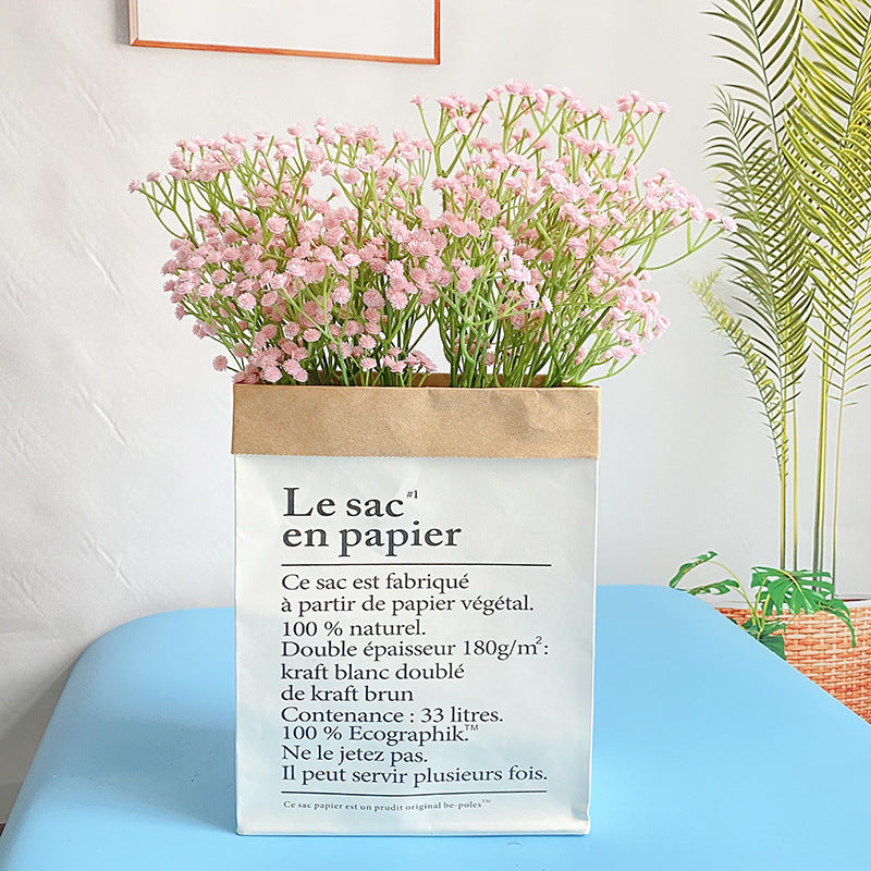 Dekorativer künstlicher Blumenstrauß