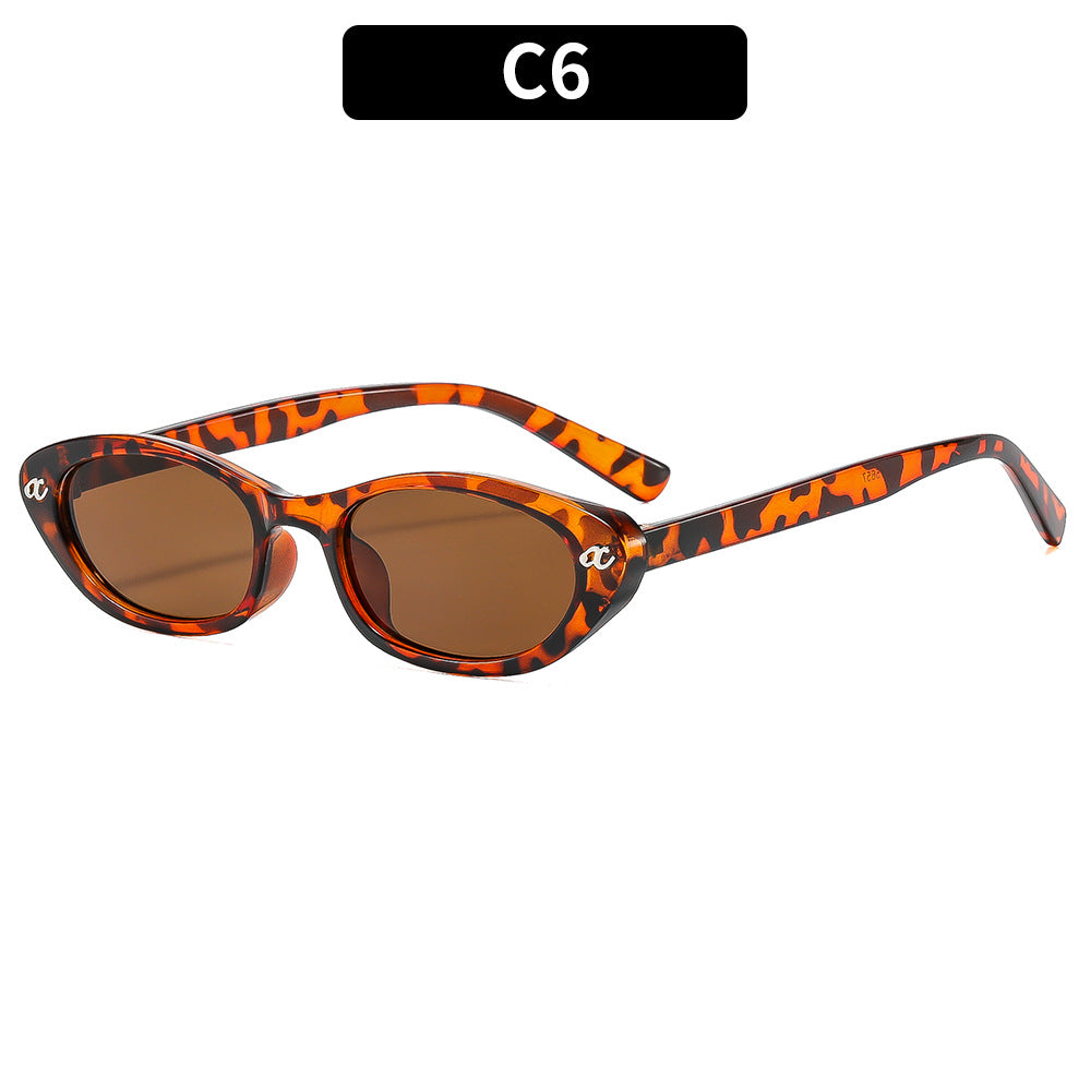 Retro-inspirierte eckige Sonnenbrille