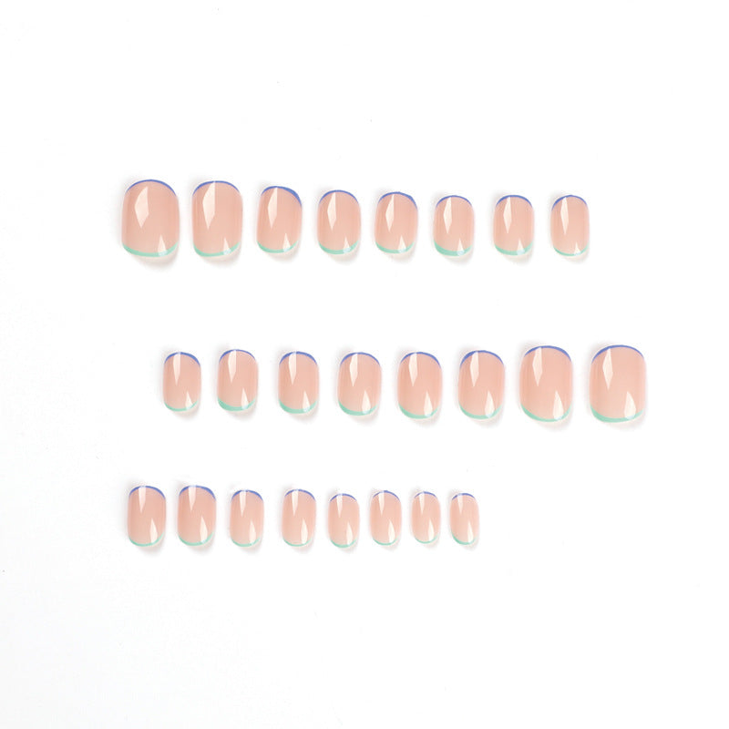 Kunstvolle Nagelkunst mit kreativen French-Tips Brehn