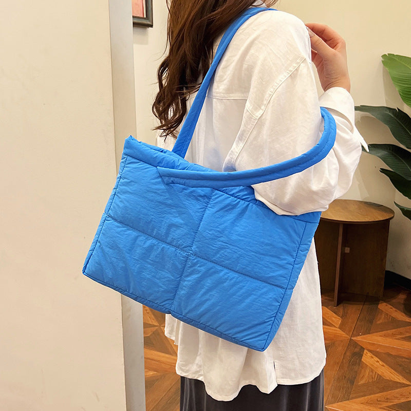 Stylische gesteppte Tragetasche Brehn