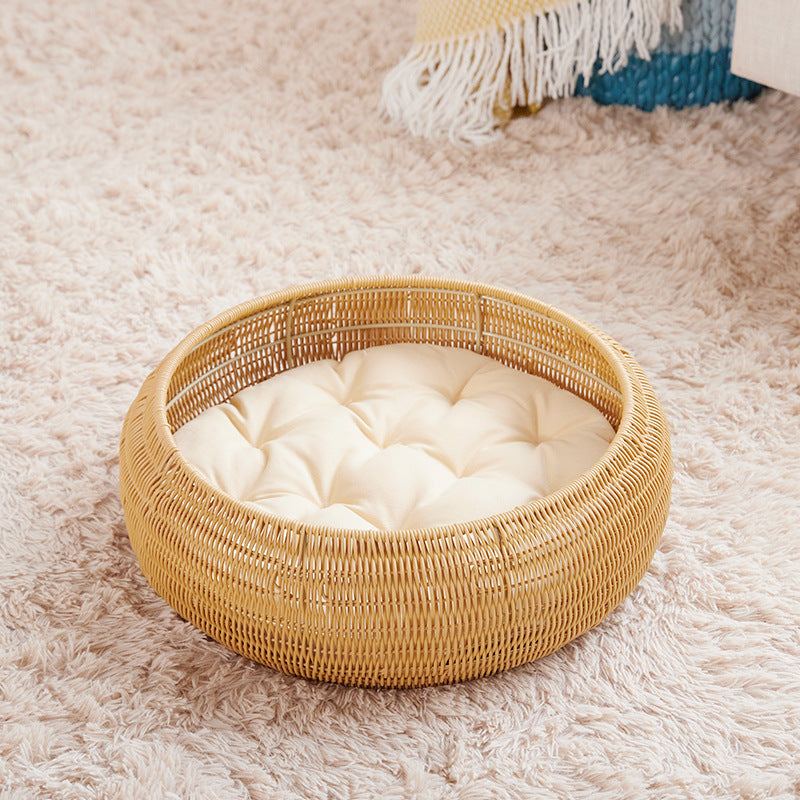 Katzenbett mit Runder Rattandekoration Brehn