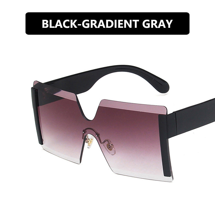 Damen futuristische oversized Sonnenbrille mit markantem Design Brehn