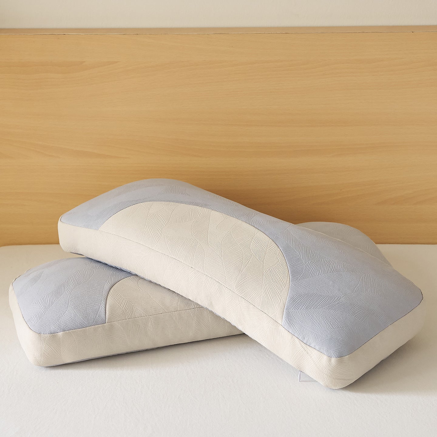 Ergonomisches Nackenrollen-Kissen mit Innovativer Druckentlastung Brehn