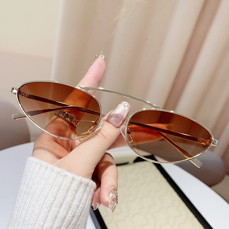 Damen modische Sonnenbrille im eleganten Ovaldesign Brehn