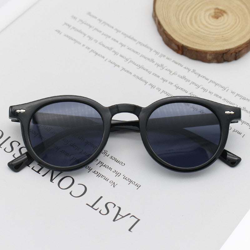Damen Runde Sonnenbrille mit elegantem Design Brehn
