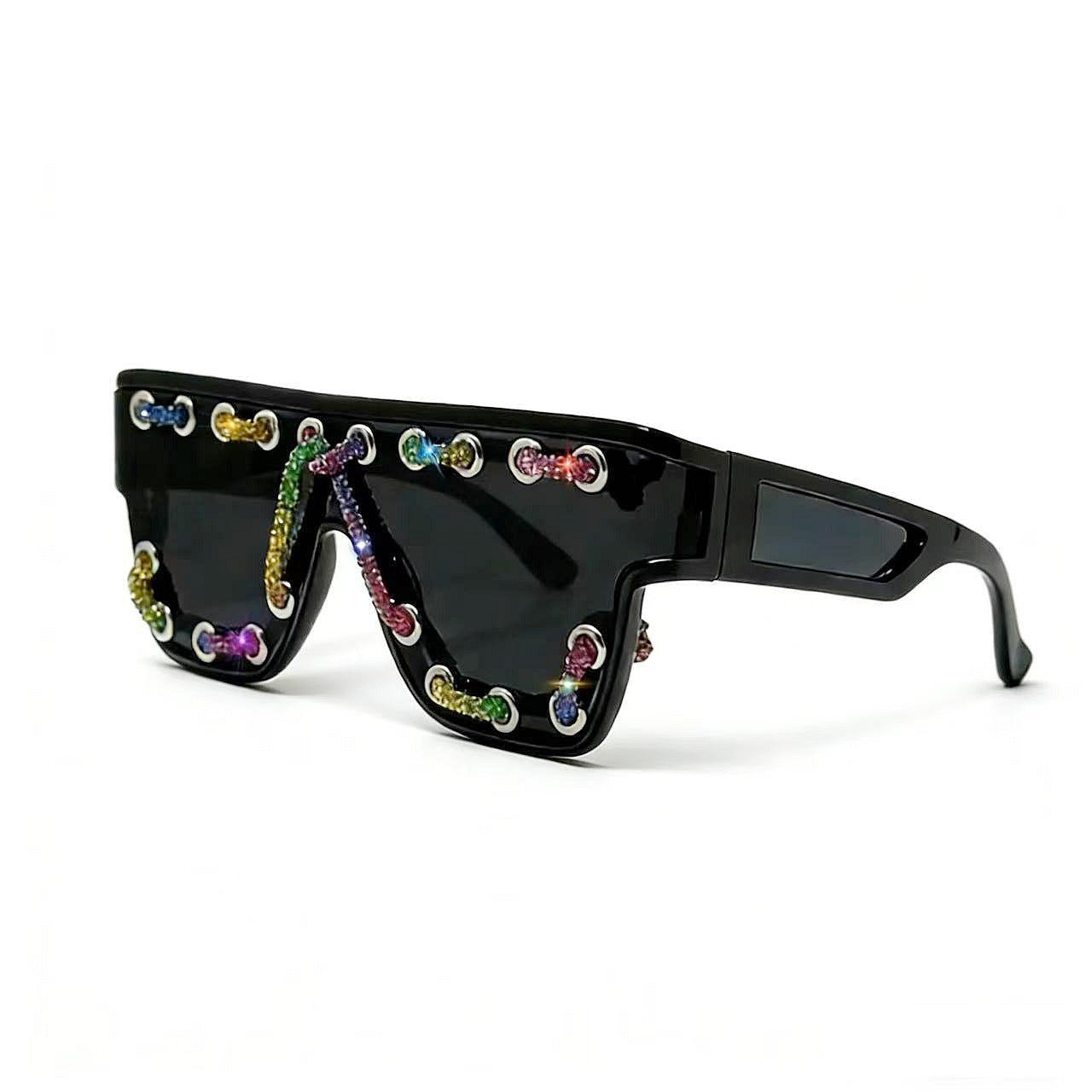 Damen Sonnenbrille mit extravagantem Design und dekorativer Kettenverzierung Brehn