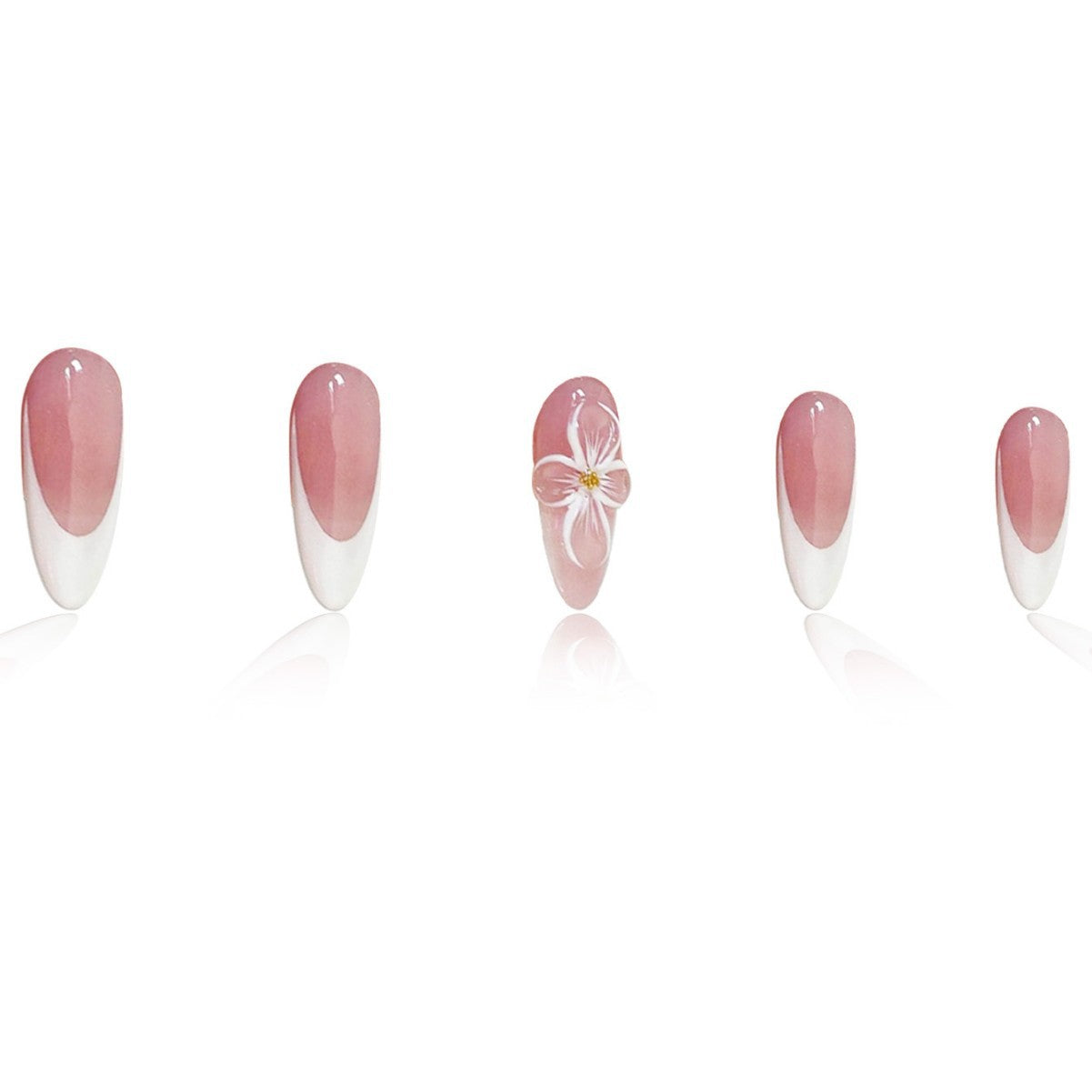 Elegantes Künstlerisches Aufkleben Nagelset Brehn