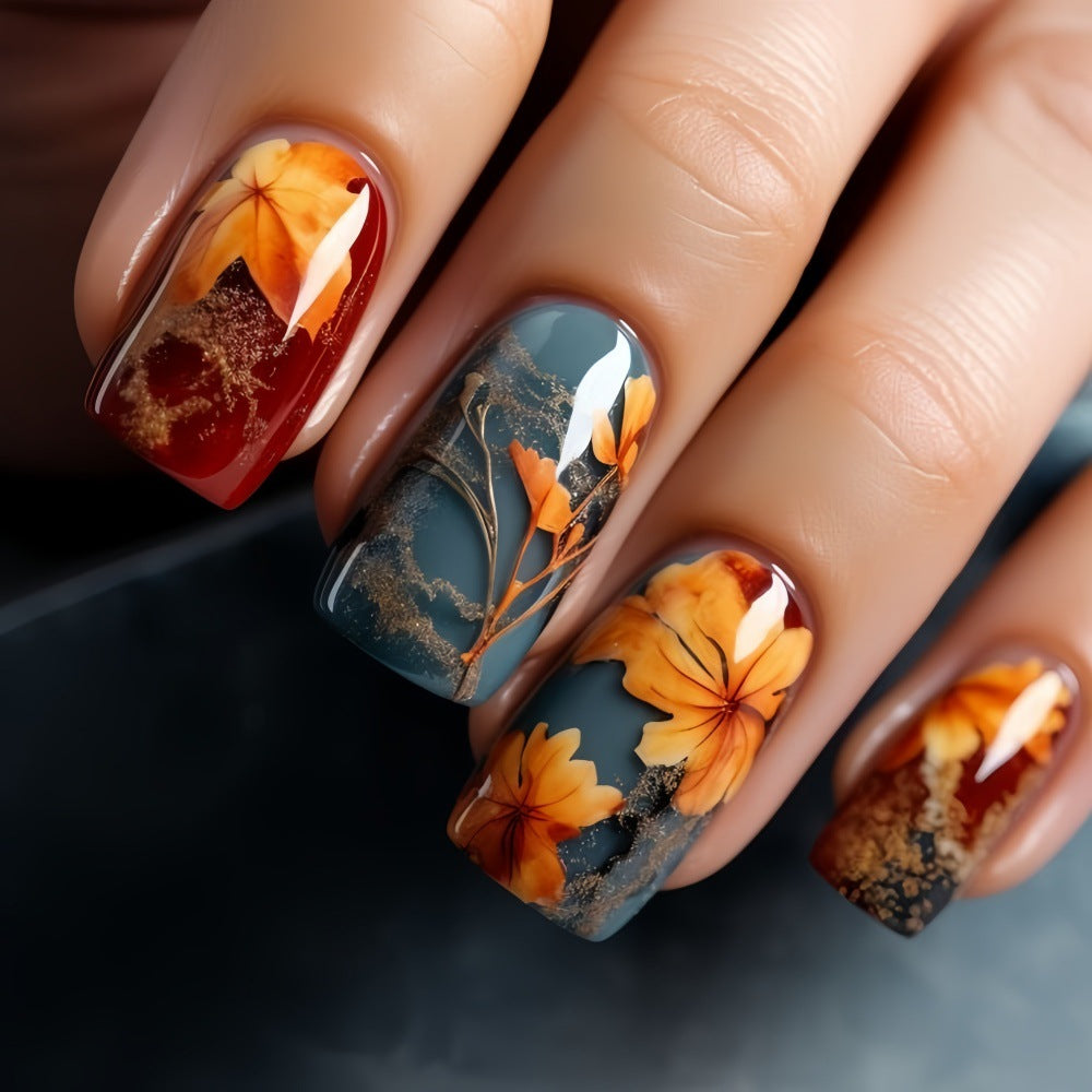 Kreatives Design-Nagelset Brehn