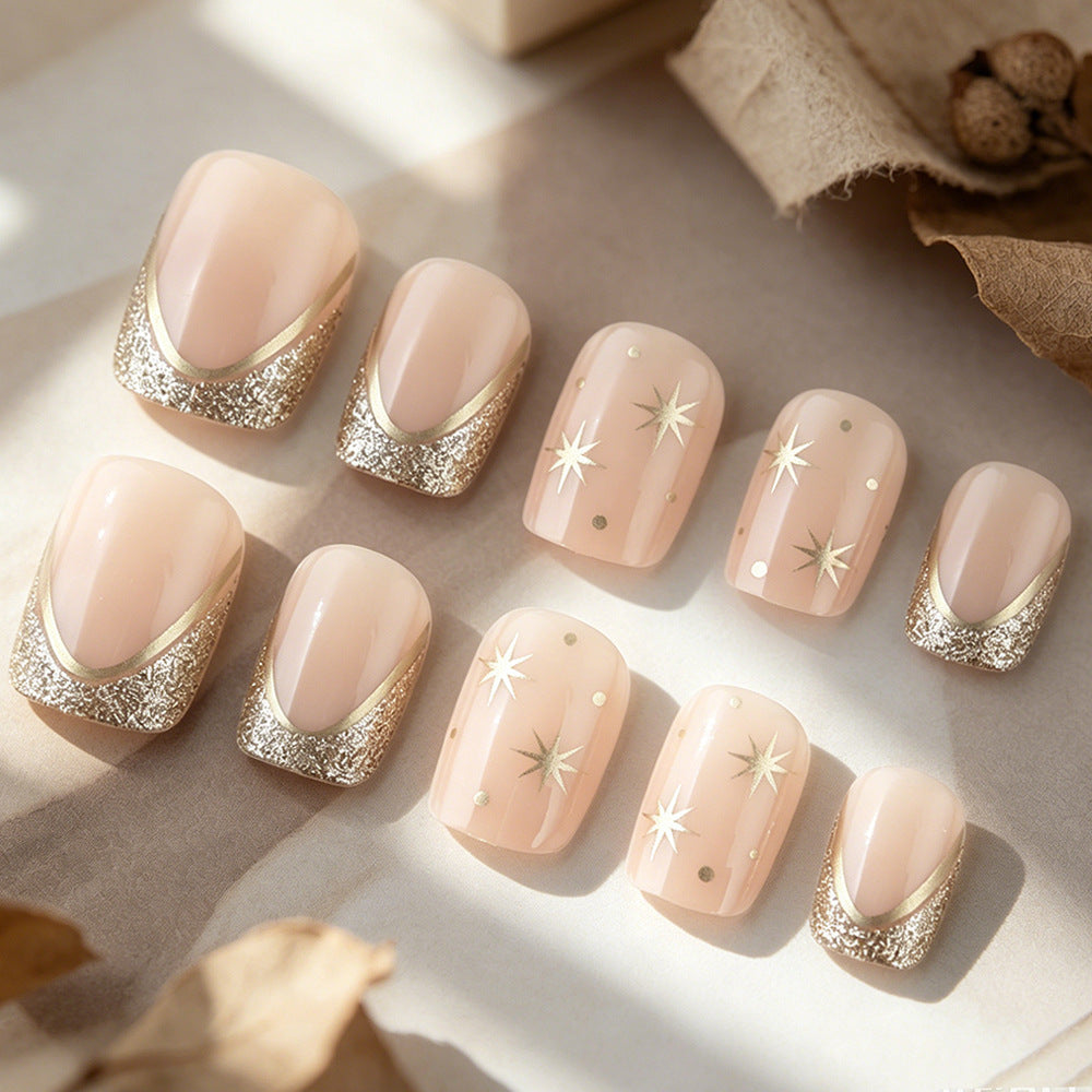 Luxuriöses, mit Sternen verziertes Nagelkunst-Set Brehn