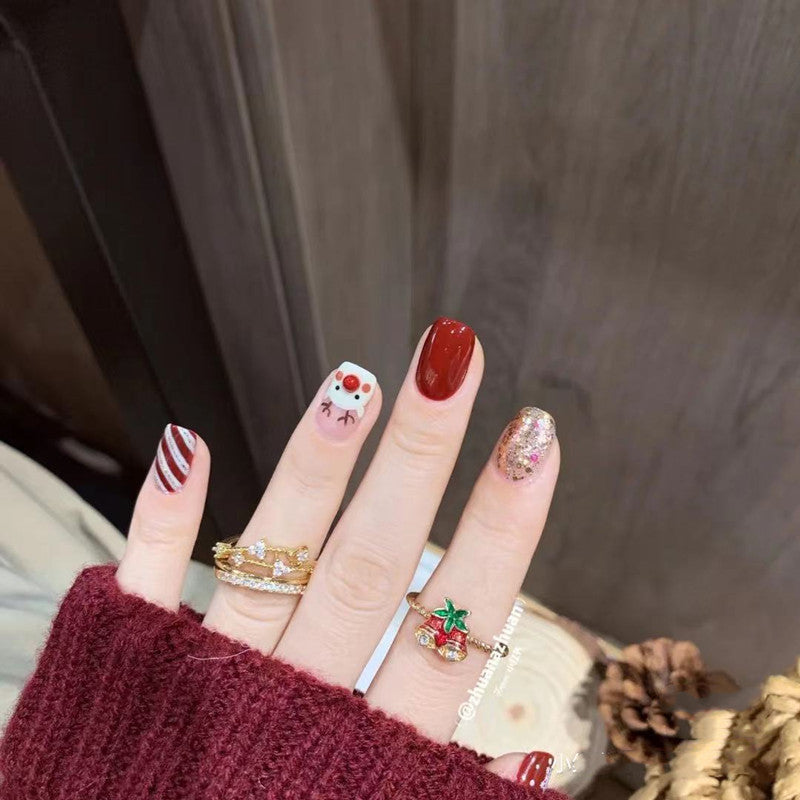 Kunstnagel Design mit festlichem Weihnachtsmotiv Brehn