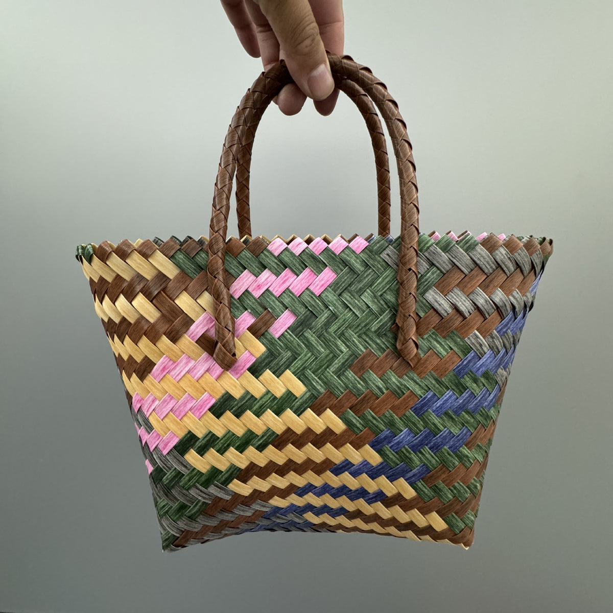 Verspielte Bast Handtasche Brehn
