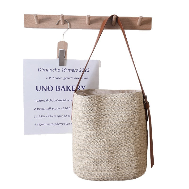 Damen Runde Basttasche mit Lederhenkel Brehn