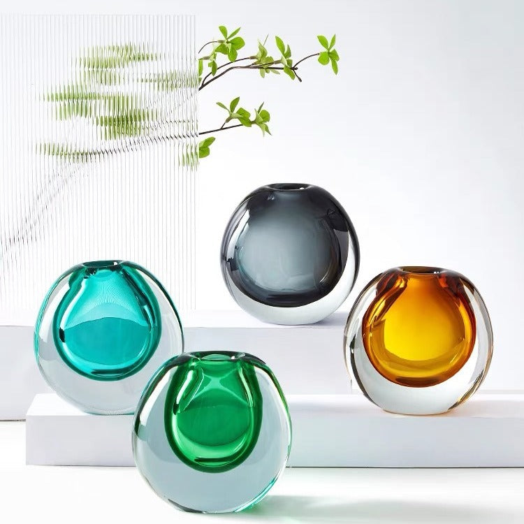 Handgefertigte solide Glas-Bud-Vase mit skulpturalem Hohlkern Brehn