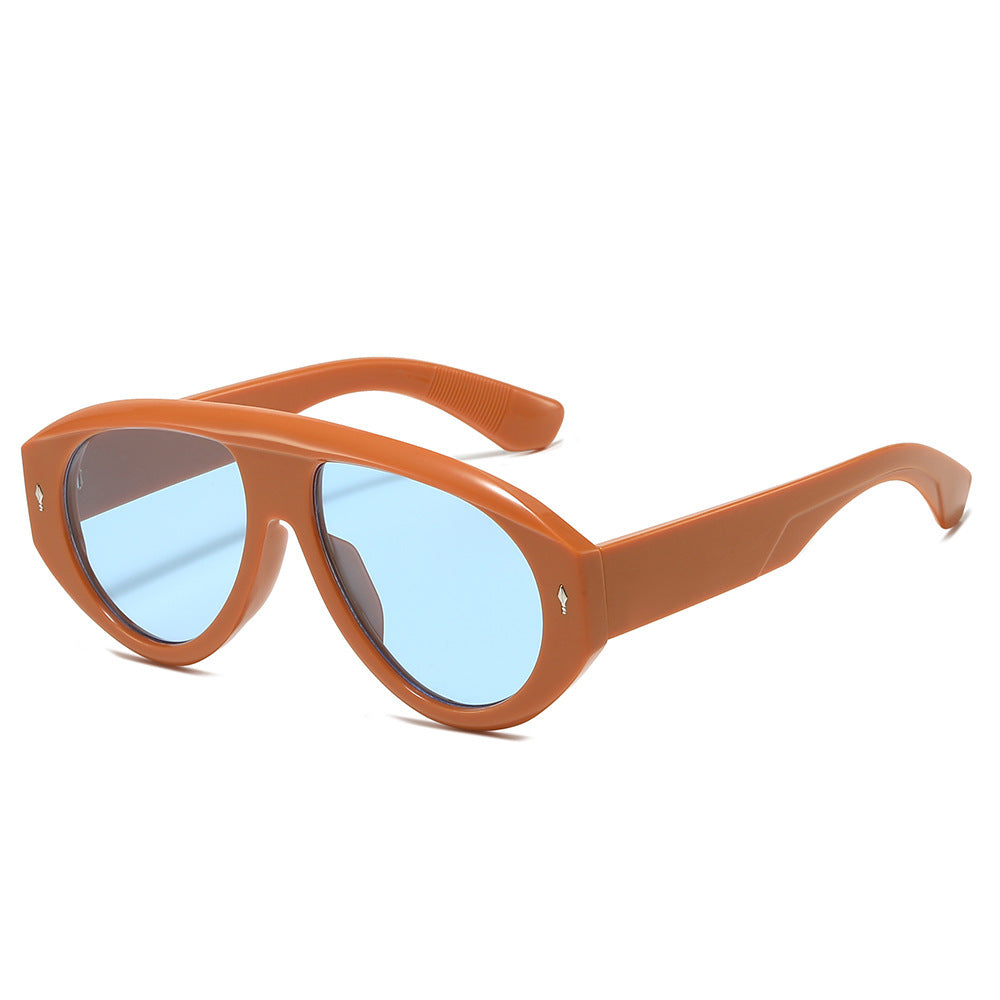 Modische skulpturale Sonnenbrille Brehn
