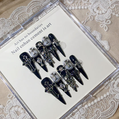 Gothic-Themen Press-On Nail Art Set