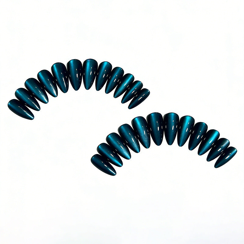Glänzende Ombre Stiletto Nagelverstärkungen Brehn
