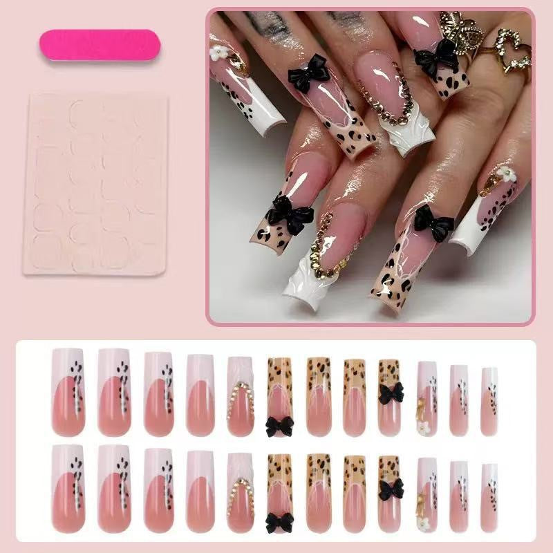 Luxe Nageldesign Verlängerungen Brehn