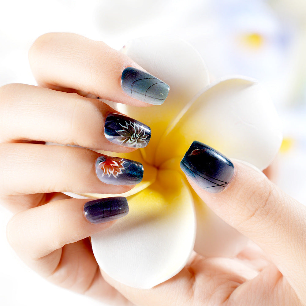 Künstlerisches florales Design Press-On Nägel Brehn