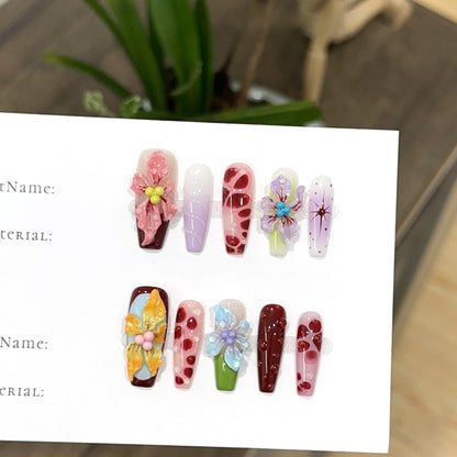 Künstlerisches Floral Press-On Nagelset