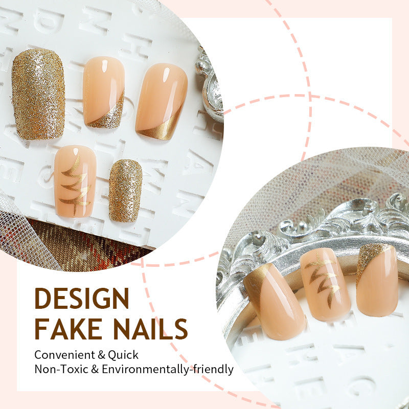 Kunstnagelset mit eleganten Goldakzenten Brehn