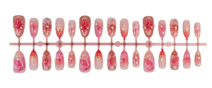 Kunstnagelset mit exquisiten floralen und 3D-Verzierungen Brehn