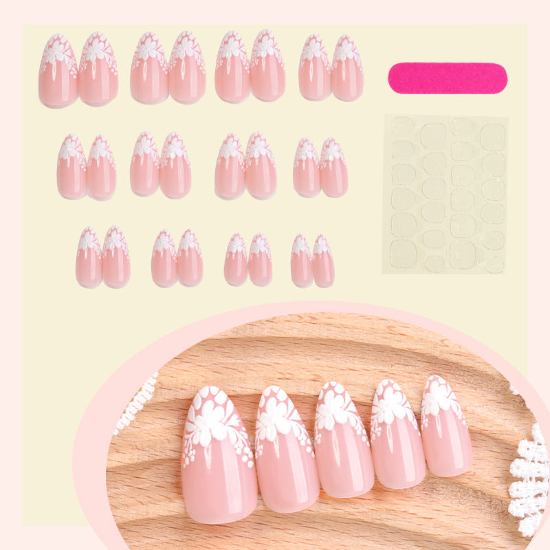 Elegantes dekoratives Press-On-Nagelset mit floralen Akzenten Brehn 1788495970