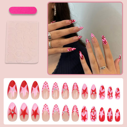 Kunstnagelset mit kreativen Sternen- und Herzmotiven Brehn