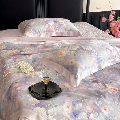Luxuriöses Satin-Bettwäsche-Set mit Aquarellblumenprint und Satinbordüre