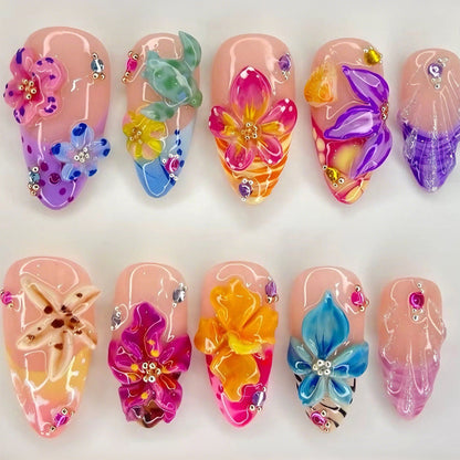 Kunstnagelset mit floralen 3D-Verzierungen Brehn