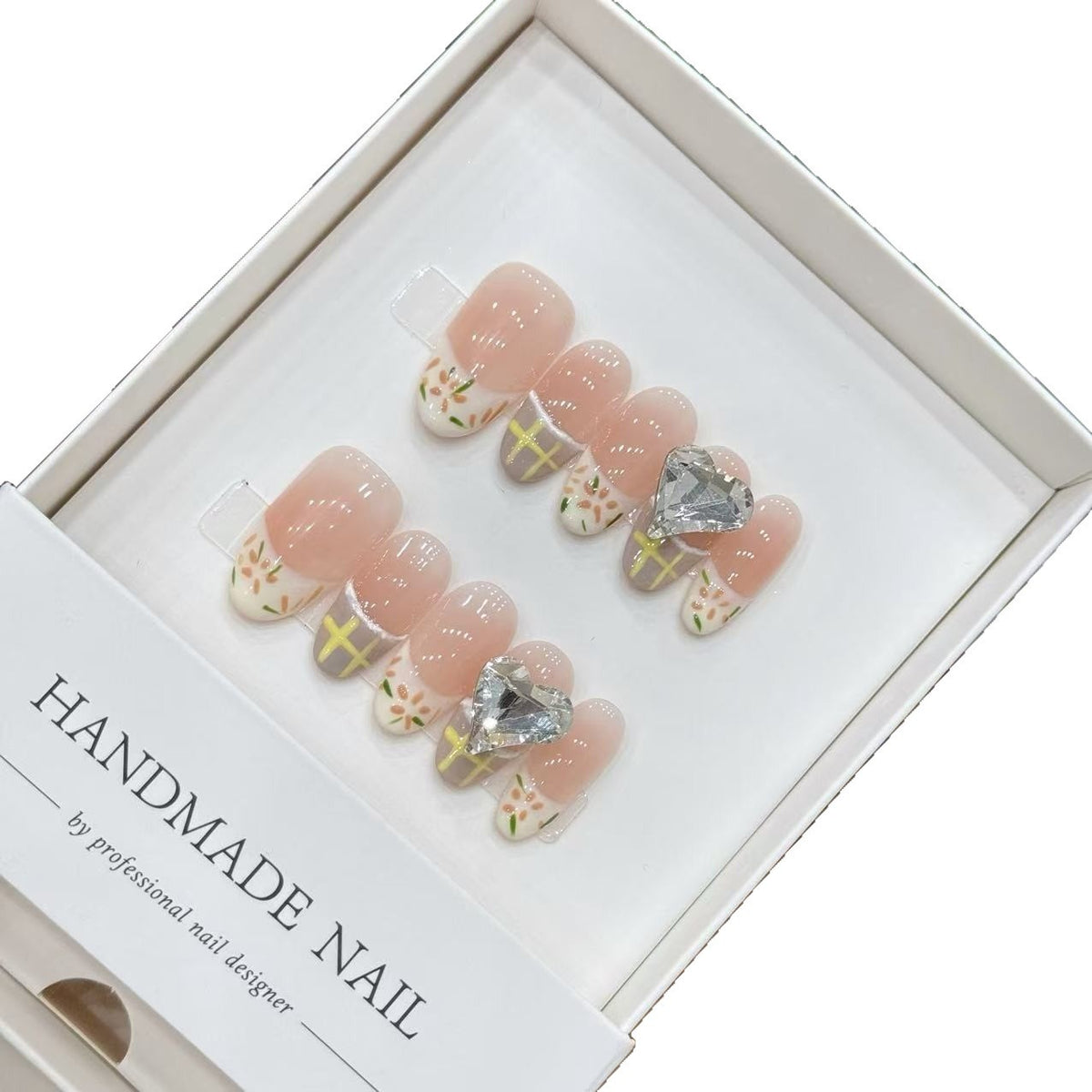 Dekoratives Handgemachtes Nagelset