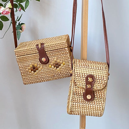 Handgefertigte Tragetasche aus geflochtenem Rattan Brehn