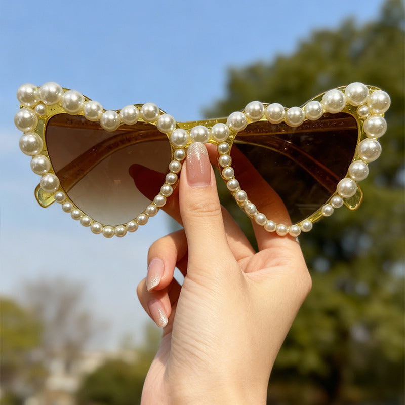 Dekorative mit Perlen verzierte Cat-Eye-Sonnenbrille Brehn